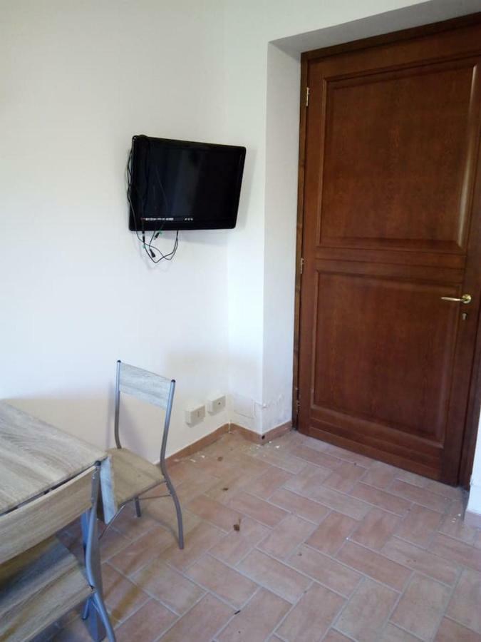 Casale Di Burano Apartment Onano ภายนอก รูปภาพ