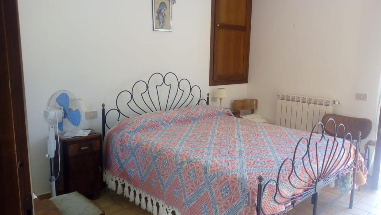 Casale Di Burano Apartment Onano ภายนอก รูปภาพ